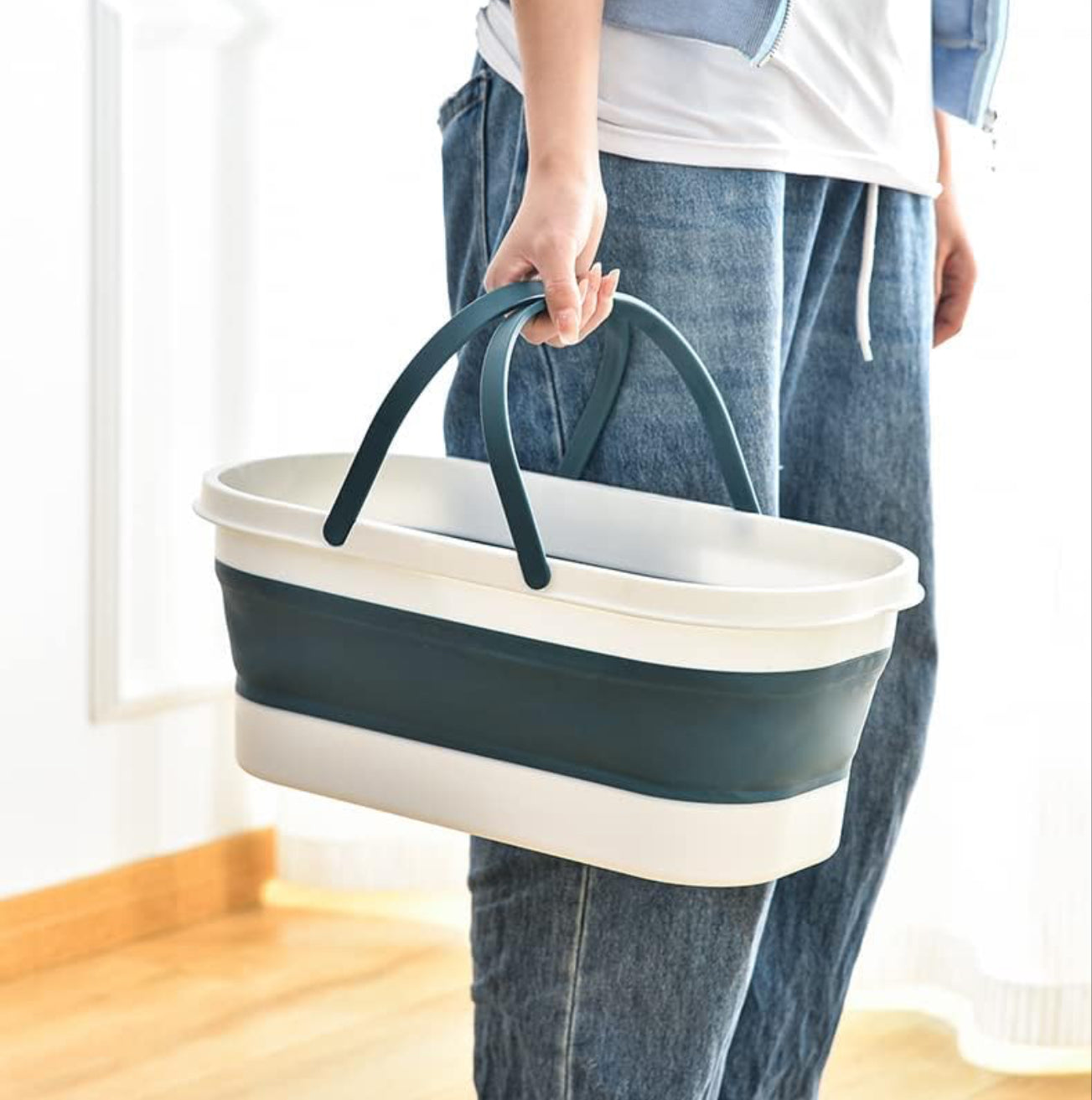 Folding MOP Bucket
