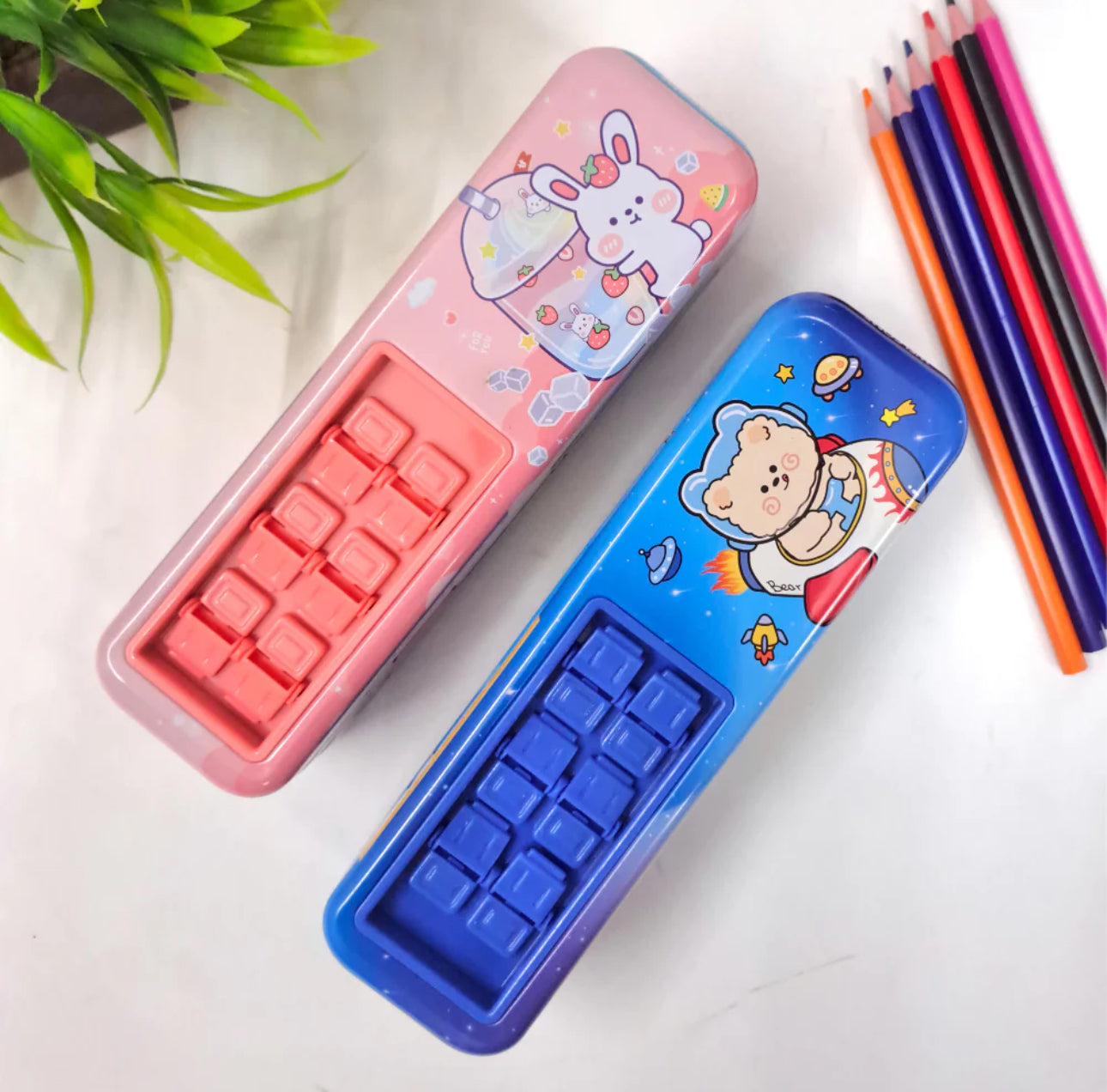 Double Tucker Bus Pencil Box