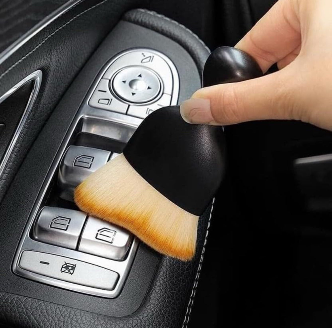 Mini Car Cleaning Brush