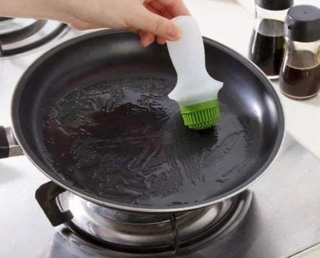 Oil Brush Dispenser Silicon