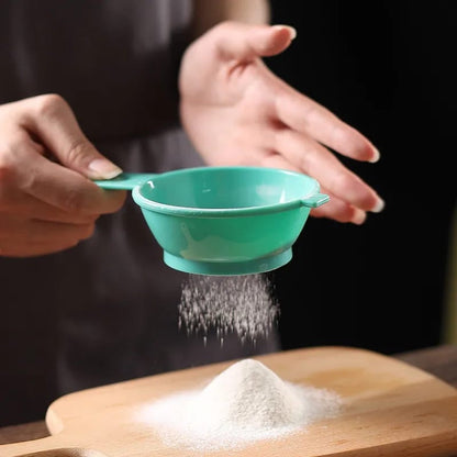 Handy Flour Shifter