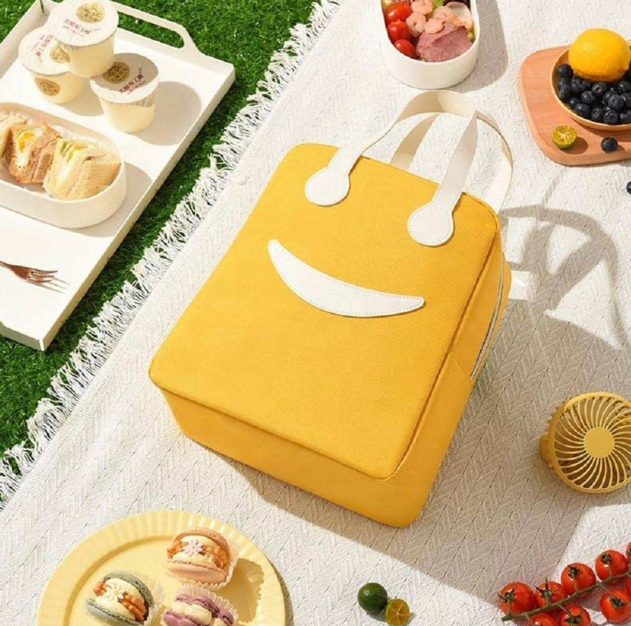 Insulated Smily Lunch Bag