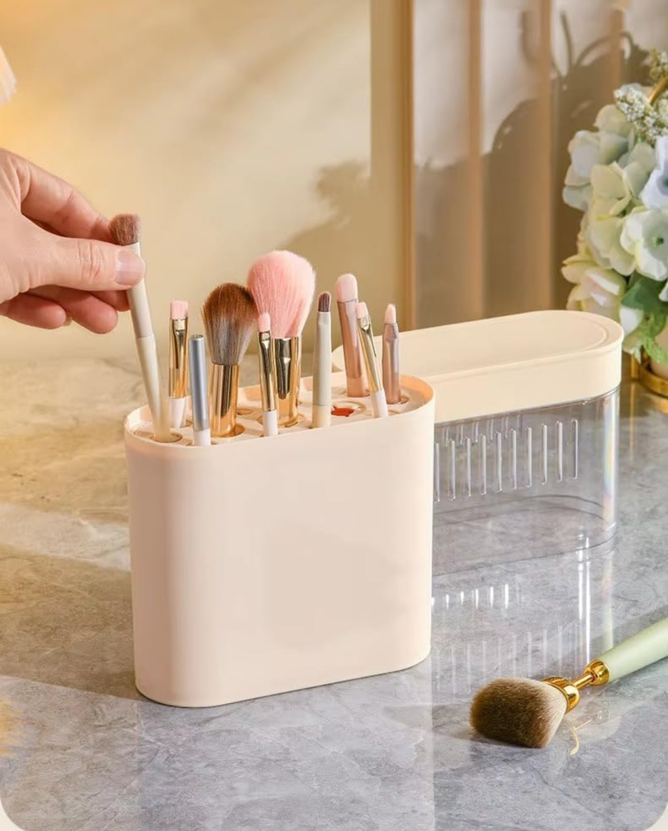 Make-Up Brush Drying and Storage Box with Lid