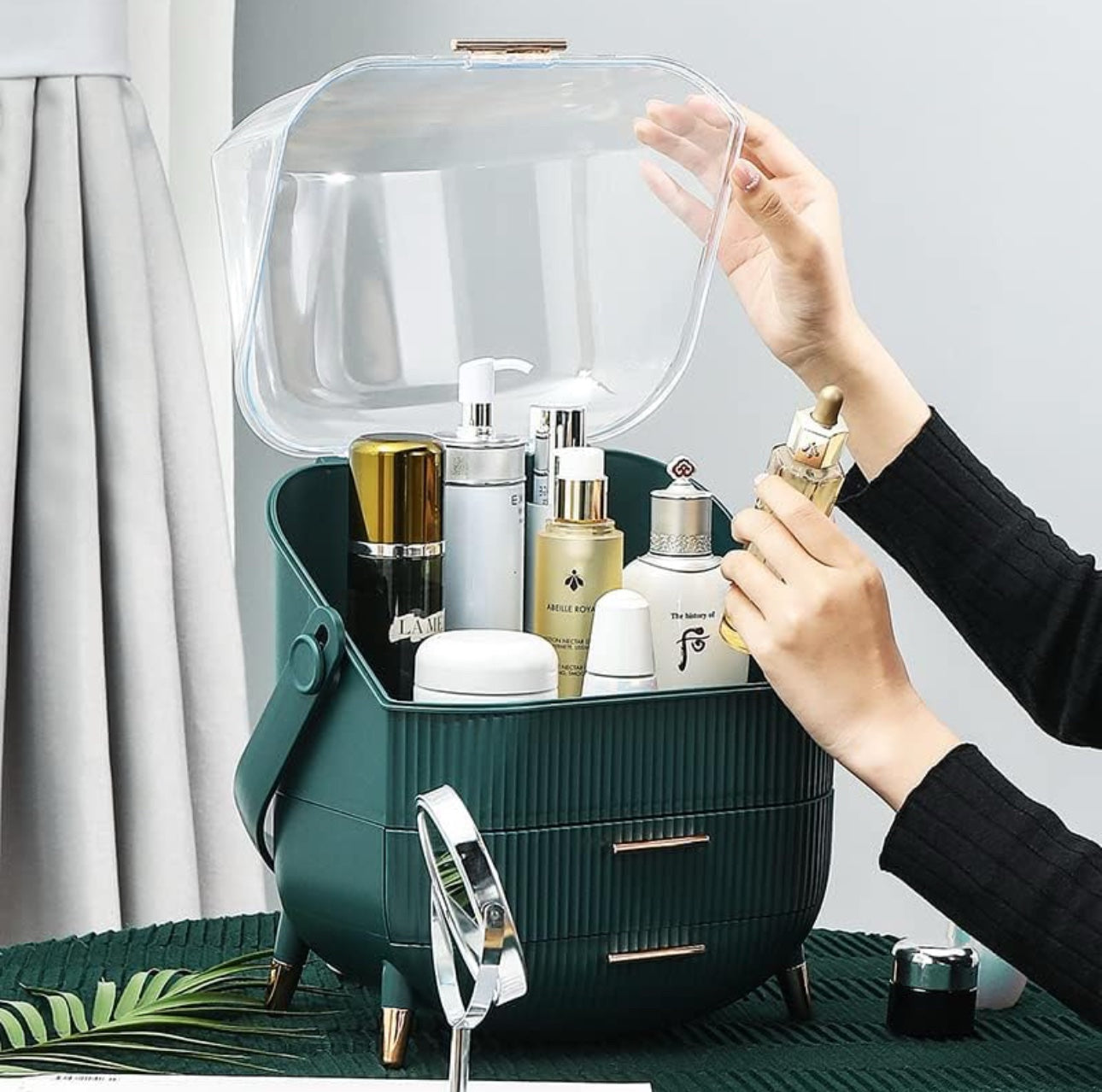 Cosmetic Storage Box