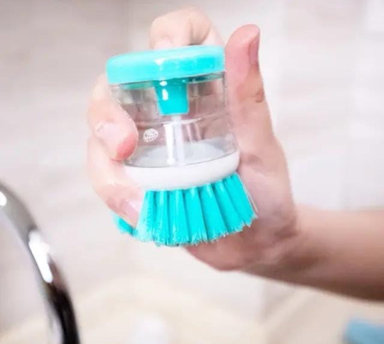 Liquid Dish Washing Scrubber