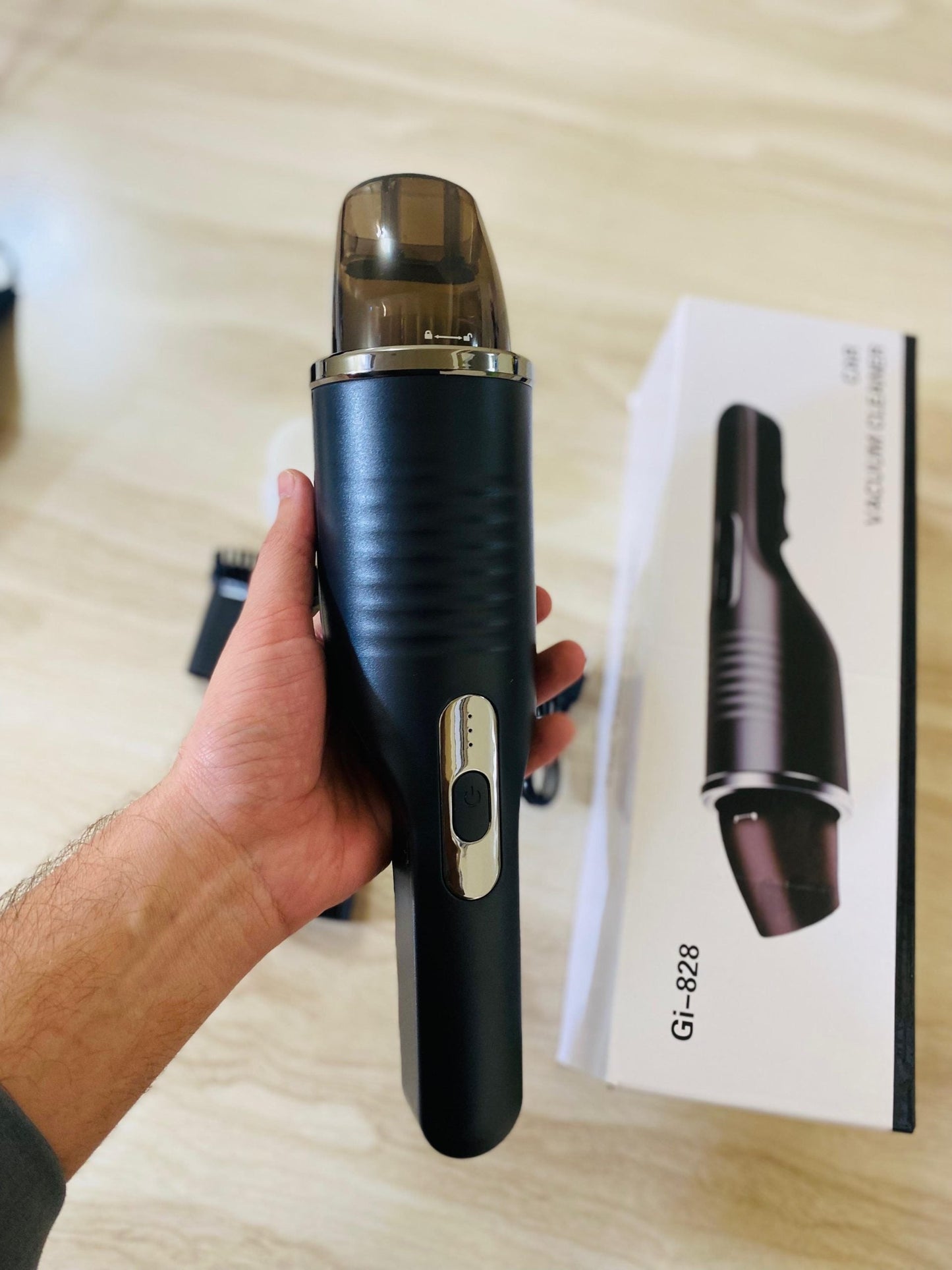 High Quality Rechargeable Vaccum Cleaner
