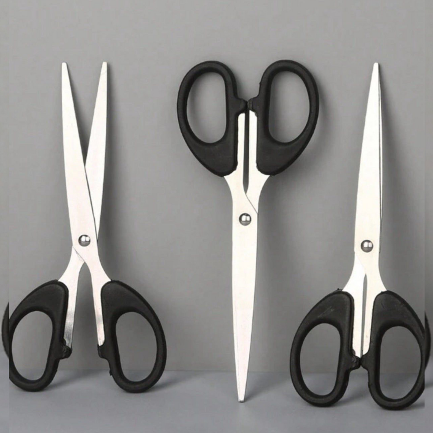 Stainless Steel Scissor (Medium Size)